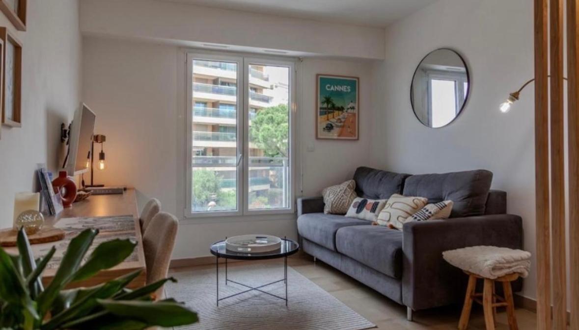 Studio Lumineux A 2 Mn A Pied De La Plage Cannes Exteriör bild